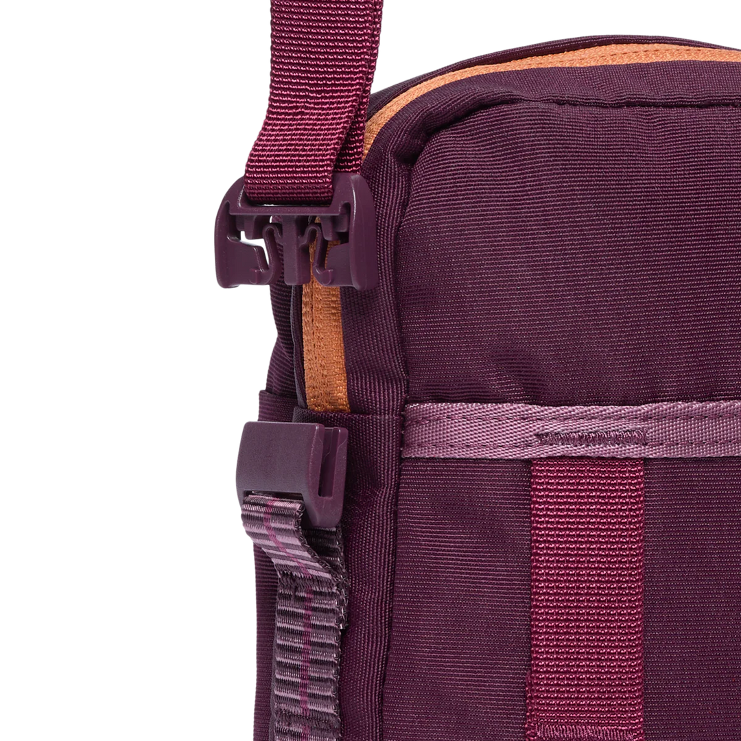 Todo 1L Shoulder Bag - Blackberry