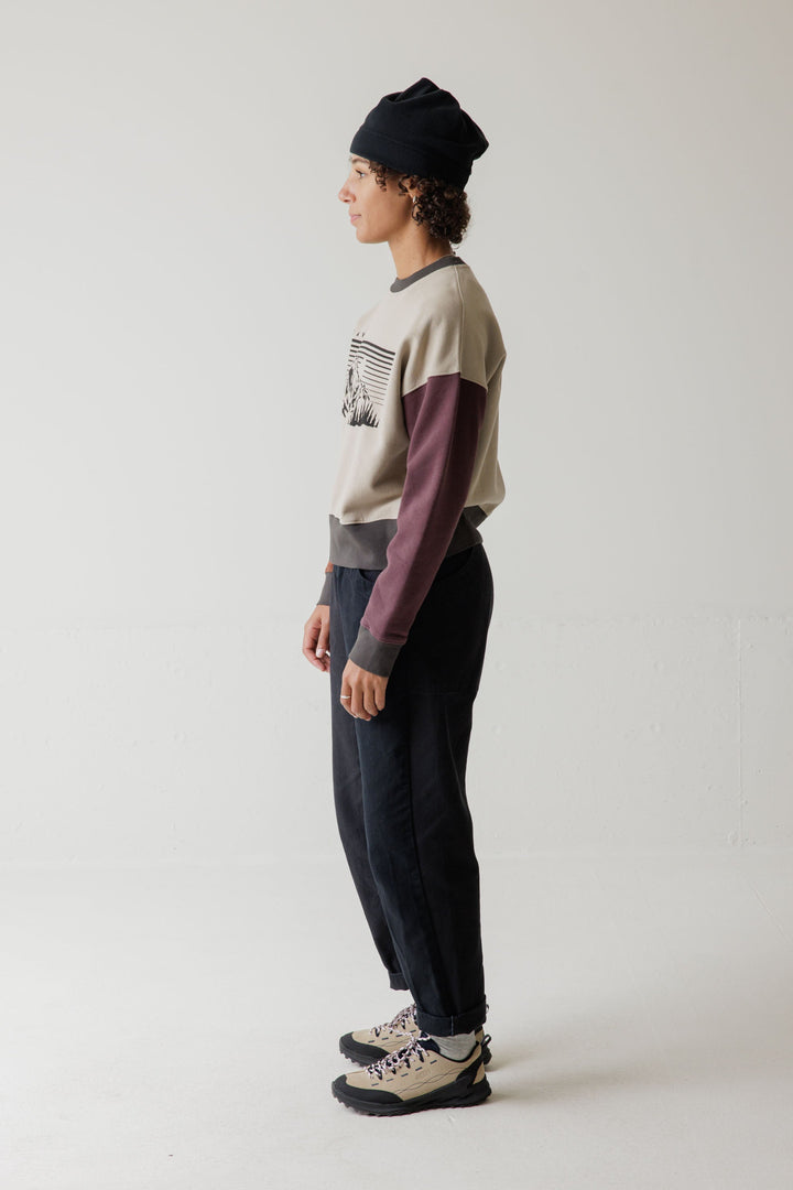 KAVU Crew Crop Sweatshirt in Mountain Meadow