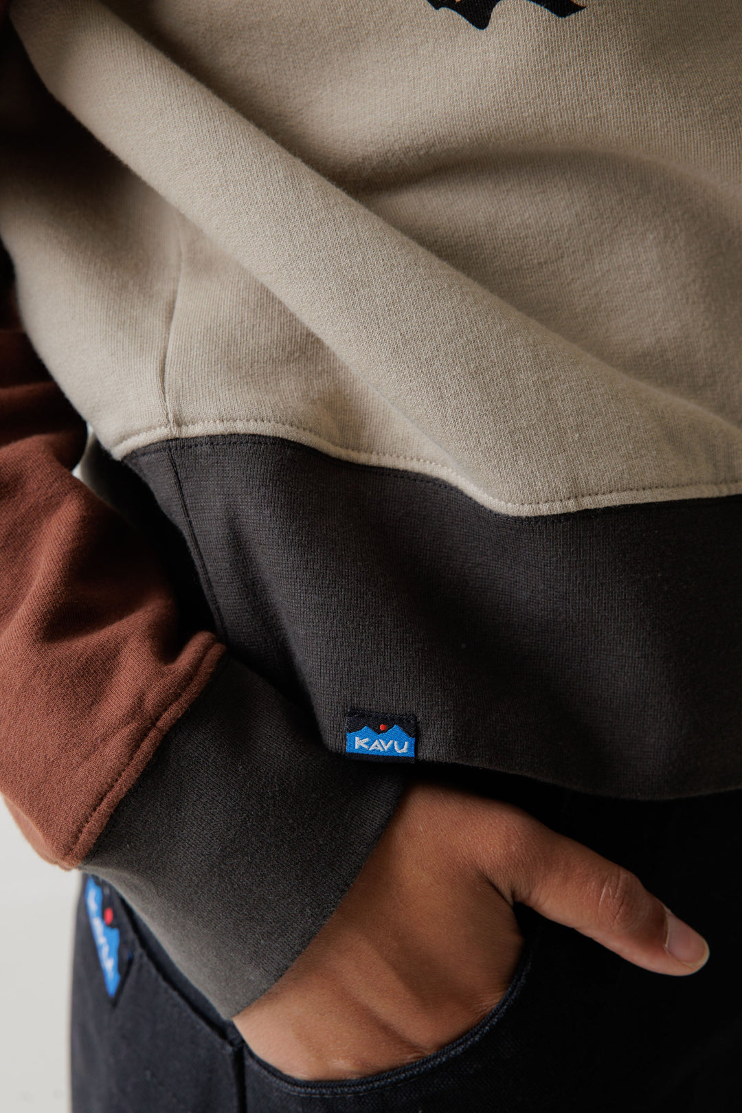 KAVU Crew Crop Sweatshirt in Mountain Meadow