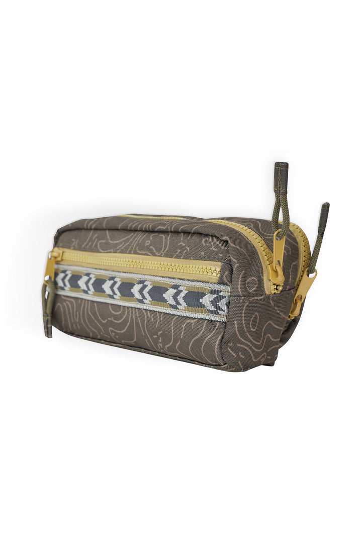 KAVU Out Pouch in Olive Topo