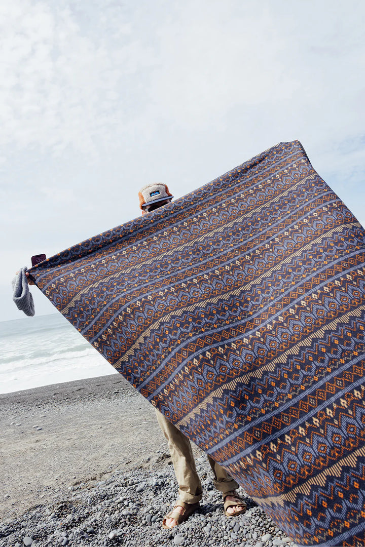 Doe Day Blanket - Chalet Holiday