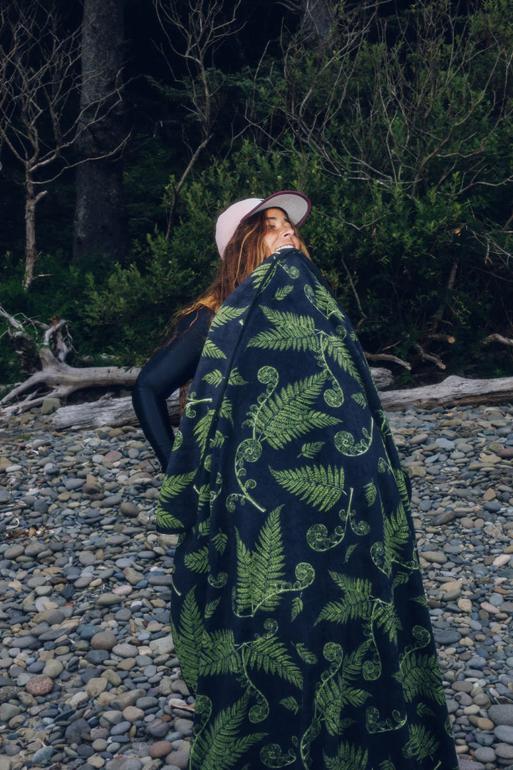 Doe Bay Blanket - Fiddlehead