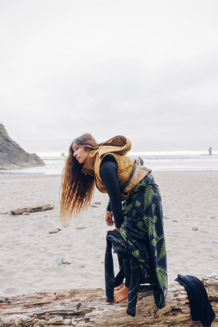 Doe Bay Blanket - Fiddlehead