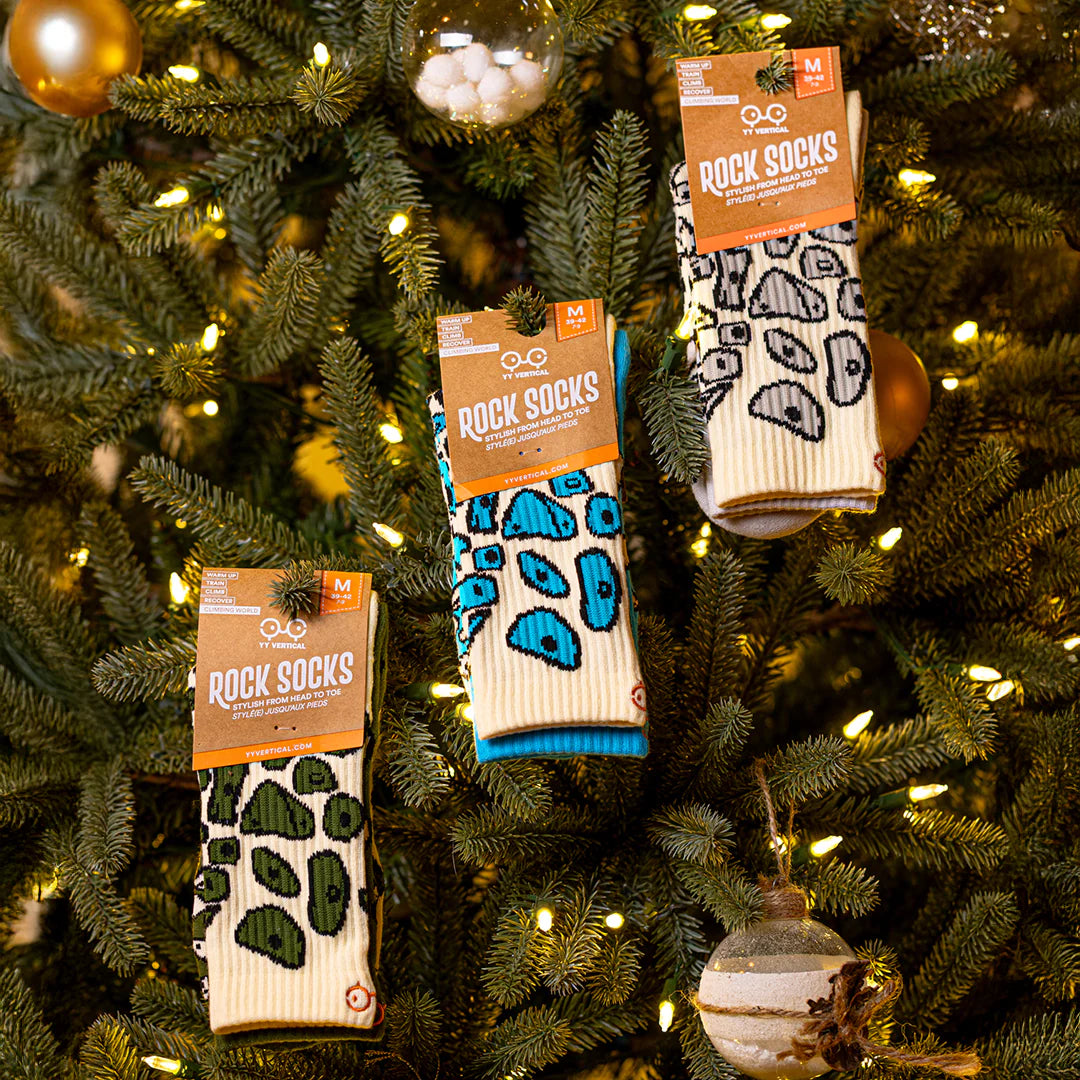 Rock Socks Spray Wall