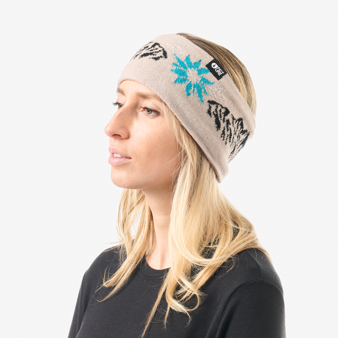 Picture Vitan Headband in Pure Cashmere, worn