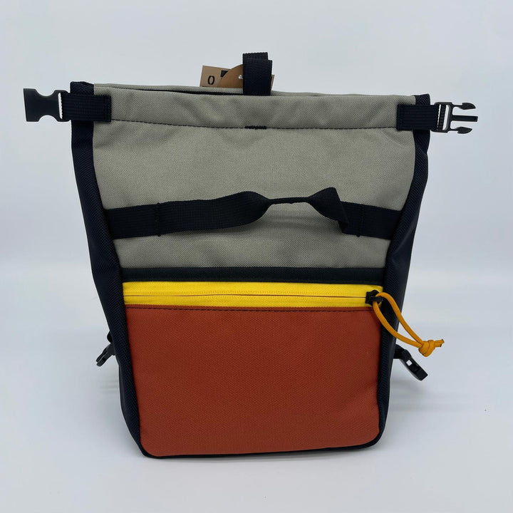 Deluxe Lunch Bag Chalk Bucket