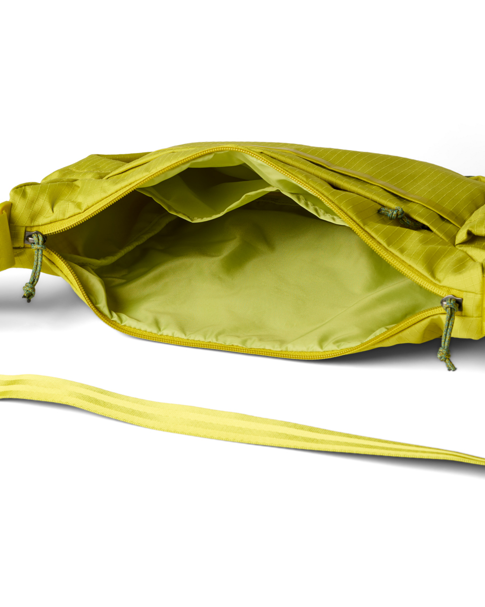 Cotopaxi Viaje 9L Shoulder Bag in Citron