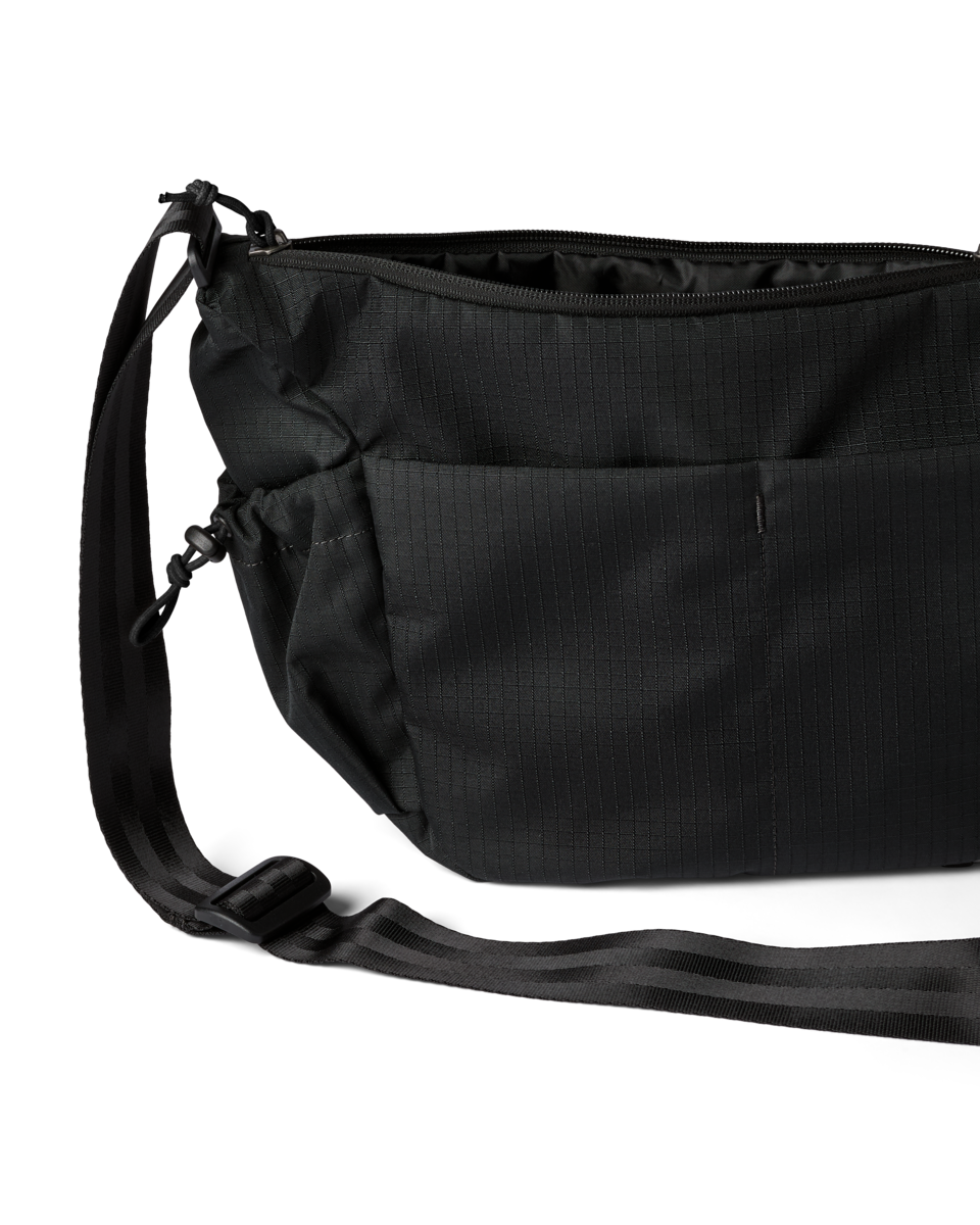 Cotopaxi Viaje 9L Shoulder Bag in Black